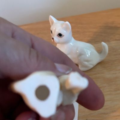 Vintage Cat Figurine Lot