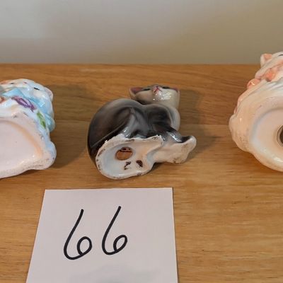 Cat Shaker Lot