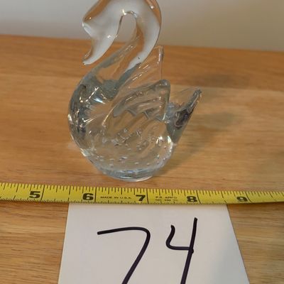 Vintage art glass Swan Contolled Bubbles Polished bottom