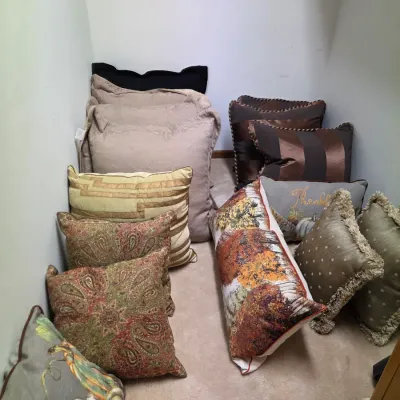 Sale Photo Thumbnail #25