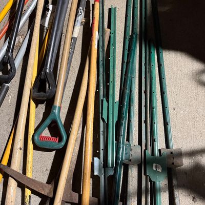 Sale Photo Thumbnail #12: 2-Yard Tools Plus Extras

Post Hole Tool, Rakes, Shovels, Scrapers, Fence  Posts, (Added on)  Pick Axe, etc
HIGH BID TAKES ALL.