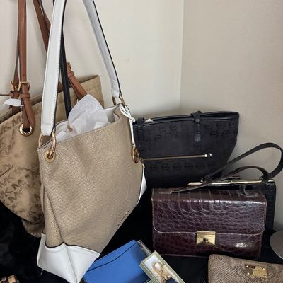 Sale Photo Thumbnail #414