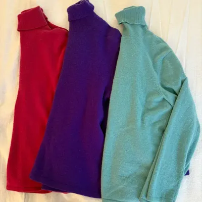 Lot of 3 Saks Fifth Avenue 100% Cashmere Sweaters – Sizes M, L & XL – Turtleneck Styles