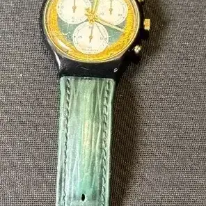Vintage Swatch Swiss-Made Chronograph Watch – Teal/Gold Dial, Green Strap