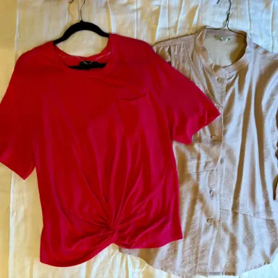 Vintage T-Shirt & Blouse 2-Piece Lot - Size L / XL
