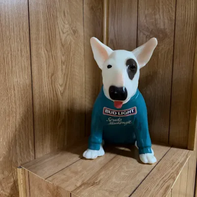 Sale Photo Thumbnail #70: Bud Light Beer 1989 Spuds MacKenzie Bar Collectible Dog Statue Lamp