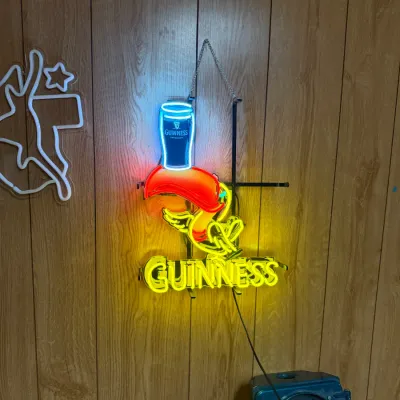 Sale Photo Thumbnail #74: Vintage Guinness Electric Neon Sign. Works 