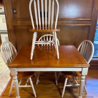Franklin Farmhouse Dining Set 
