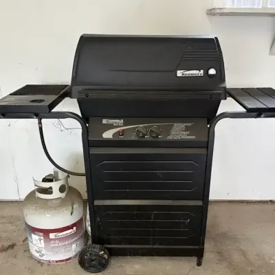 Kenmore Master Flame Gas Grill
