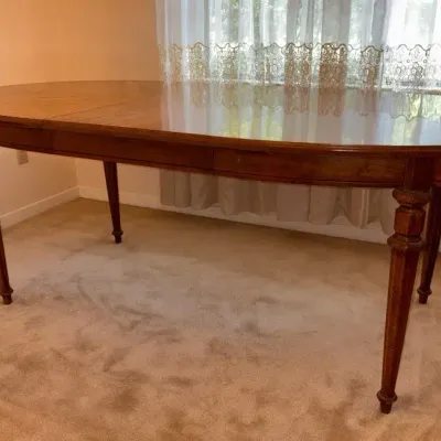 Dining Room Table By American Furniture 