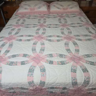 Wedding Ring Pattern Quilt