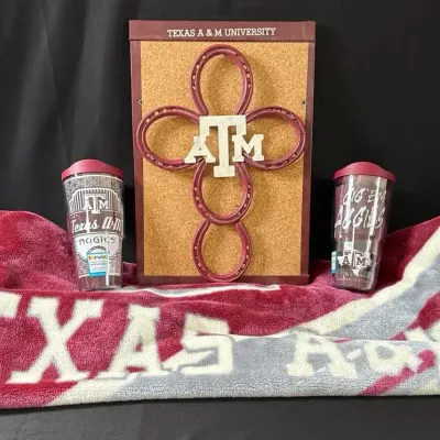 Tervis Aggies Cups, Blanket and Decor