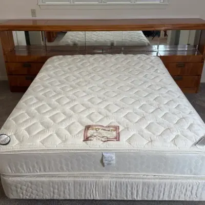 Michael Howard Headboard With Queen Size Framed Bed