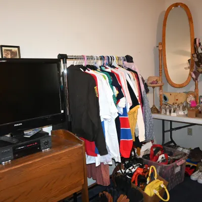Sale Photo Thumbnail #66