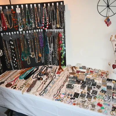 Sale Photo Thumbnail #27