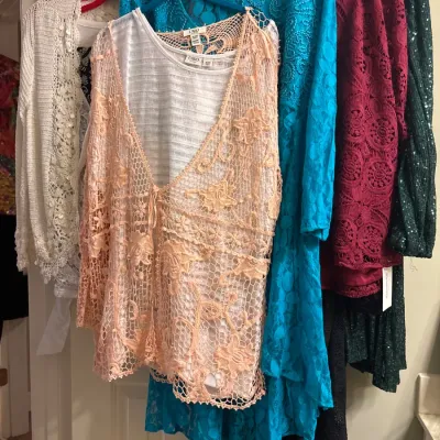 Sale Photo Thumbnail #842