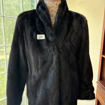 Sale Photo Thumbnail #162