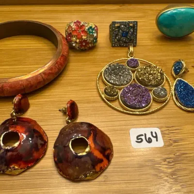 Sale Photo Thumbnail #1070