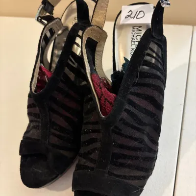 Sale Photo Thumbnail #329