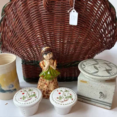 Sale Photo Thumbnail #260