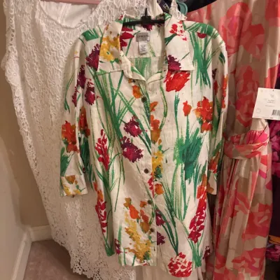 Sale Photo Thumbnail #873