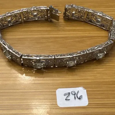 Sale Photo Thumbnail #509