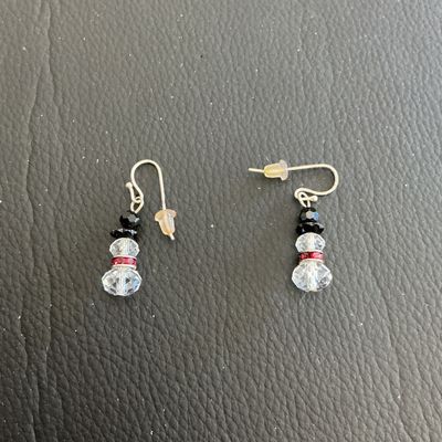 Sale Photo Thumbnail #214: Christmas fashion earrings 
Please see attached pictures
