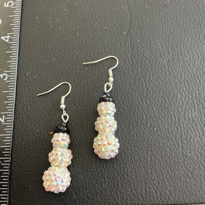 Sale Photo Thumbnail #63: Christmas fashion earrings 
Please see attached pictures