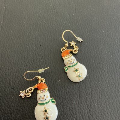 Sale Photo Thumbnail #179: Vintage Christmas fashion earrings 
Please see attached pictures