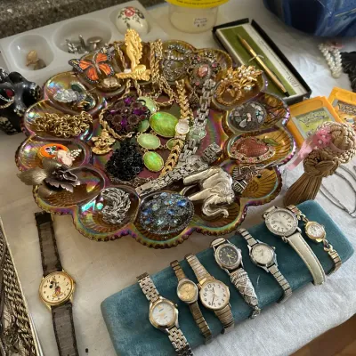 Sale Photo Thumbnail #105