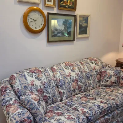 Sale Photo Thumbnail #26