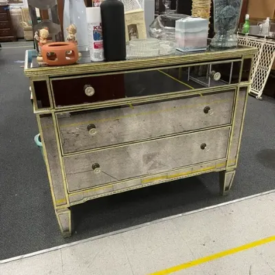 Sale Photo Thumbnail #38