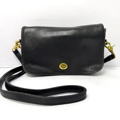 Vintage Coach Black Leather Crossbody Shoulder Bag