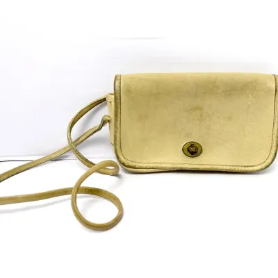Vintage Coach Cream Leather Crossbody Shoulder Bag