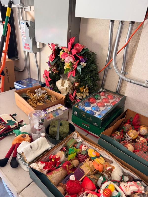Estate sale photo