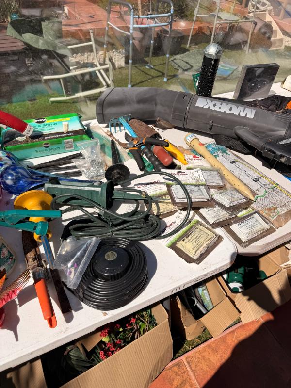 Estate sale photo