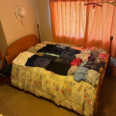 Sale Photo Thumbnail #76