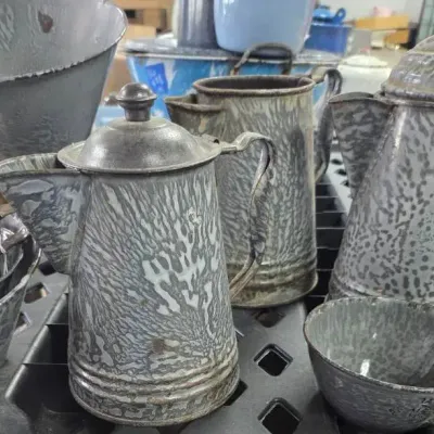 Vintage Miscellaneous Enamelware 