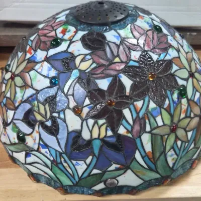 Tiffany-Style Stained Glass Lampshade