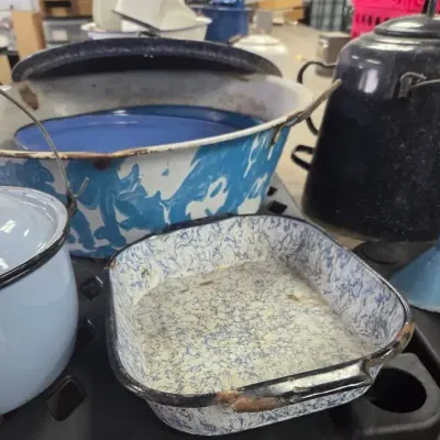 Vintage Miscellaneous Enamelware 