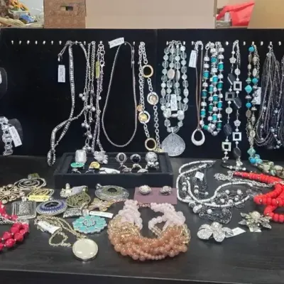 Jewelry Lot 2