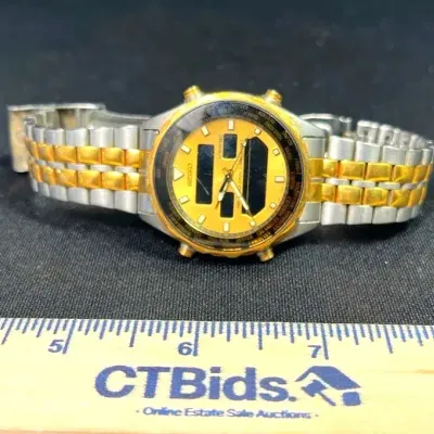 Vintage 1994 Seiko World Time H021-7001 Two Tone Watch