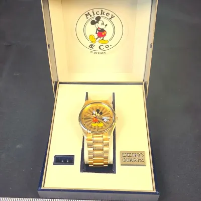 Vintage Seiko Mens Mickey Mouse Wristwatch Watch Sunburst Dial Day Date w Box