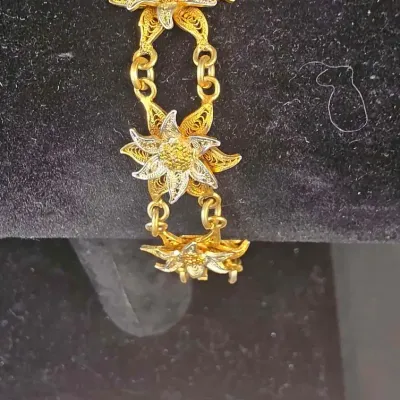 Vintage 800 Silver Filigree Vermeil Flower Bracelet 