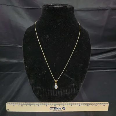 925 Silver Chain with Unmarked Opal Pendant With Gemstone 7.14g