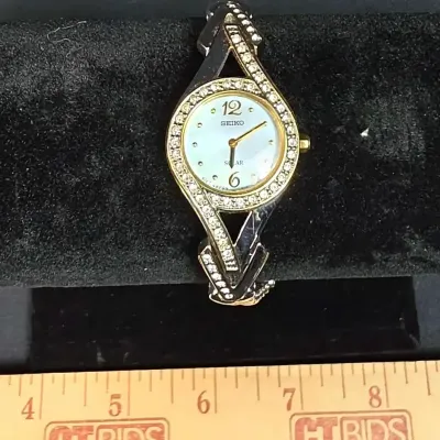 Seiko Women's SUP174 Solar Watch. May Need Service Or Battery 