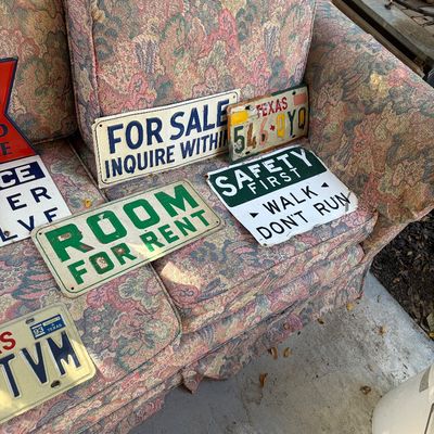 Estate sale photo