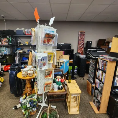 Sale Photo Thumbnail #50