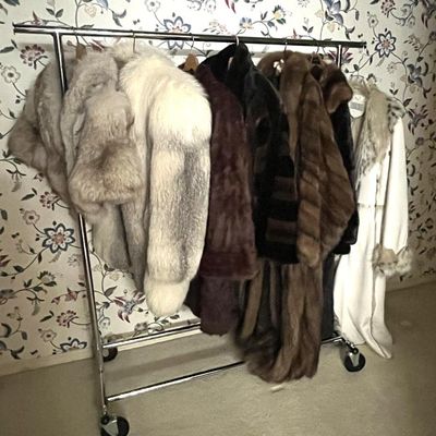 Sale Photo Thumbnail #79