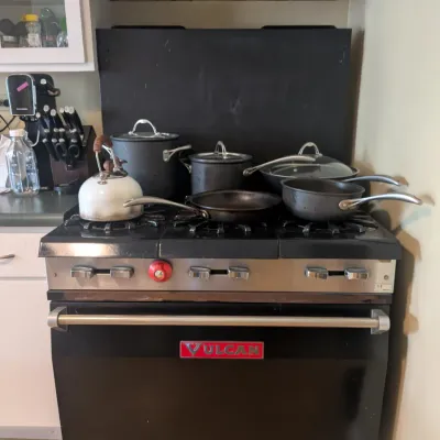 Sale Photo Thumbnail #52: Vintage working Vulcan stove